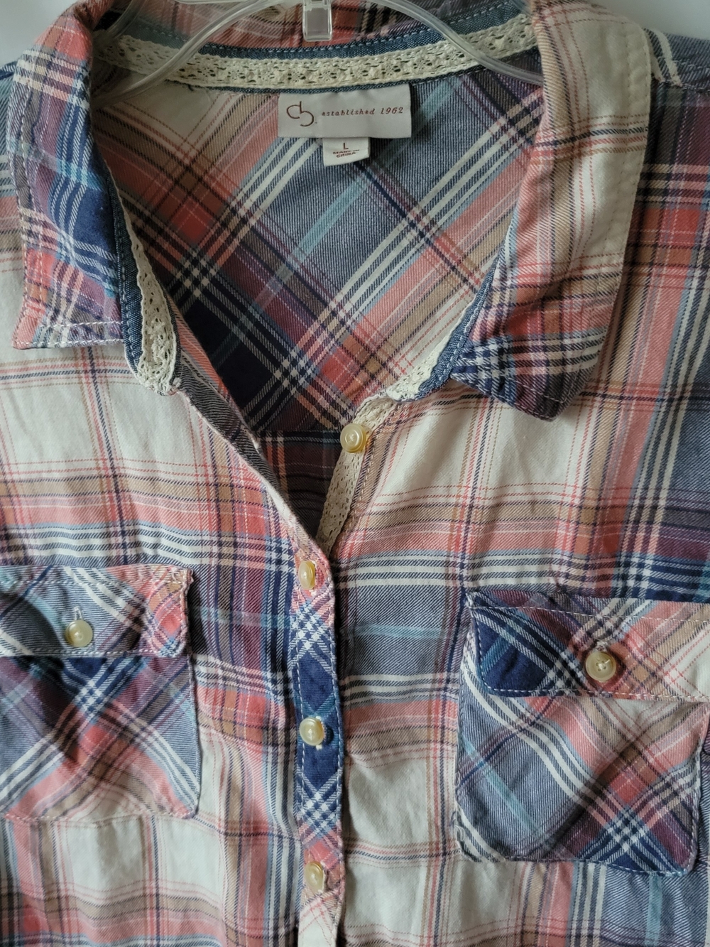 Dress Barn Plaid Button-Up Shirt in Pink and Blue Size Large